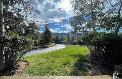 Park Meadows House | Remodeled 2 Bedroom Townhome in Park City, Minutes to Main Street & Ski Resorts