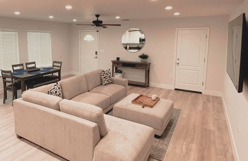 Roseville House | Remodeled 3/2 in Roseville