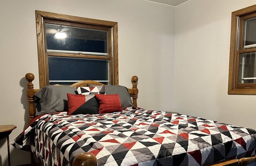 Phillips House | Remodeled 3bdrm on the trail for snowmobiling and ATV..