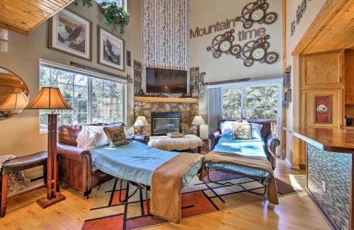 Crestline House | Remodeled Crestline Retreat Walk to Lake Gregory!