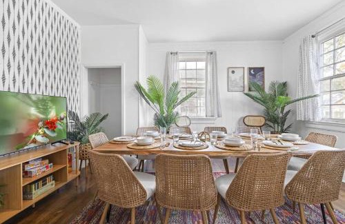 Durham House | Remodeled Farmhouse, Central, with Yoga room