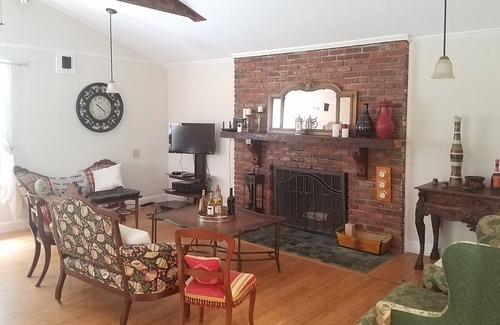 Gracewood House | Remodeled & Fully Furnished Home South/East side Augusta near interstate 520