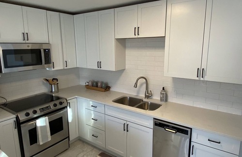 Hastings House | Remodeled Gem near downtown Hastings