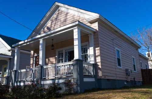 Downtown House | Remodeled Historic House Walkable to Everything