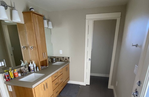 Old Farm District House | Remodeled Home on 1 acre. Hot Tub and outdoor entertainment area!