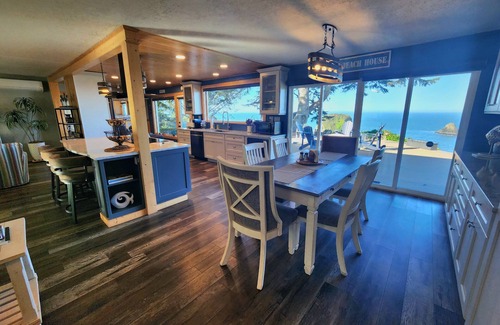 Brookings House | Remodeled home- spacious, beautiful yard, hot tub & ocean view all around!