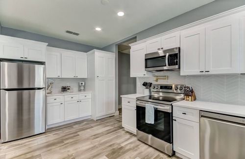 Historic District House | Remodeled home walking distance to Canal St.