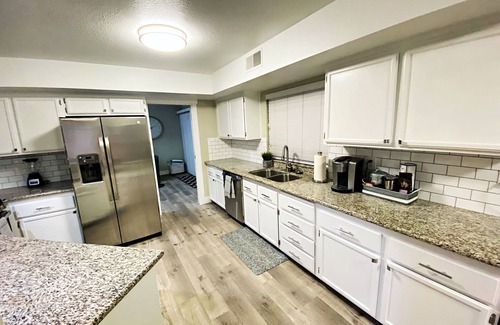 Green Valley House | Remodeled Home w/Pool & Hot Tub close to strip!