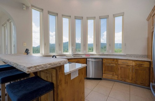 Pagosa Springs Cabin | Remodeled, Hot Tub, Amazing Views, Great Location