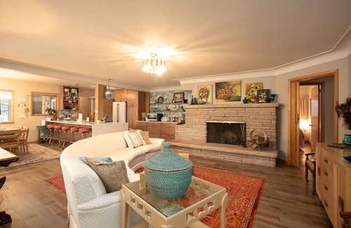 Loveland House | Remodeled mid-century home minutes from Estes Park/Fort Collins. Pet friendly