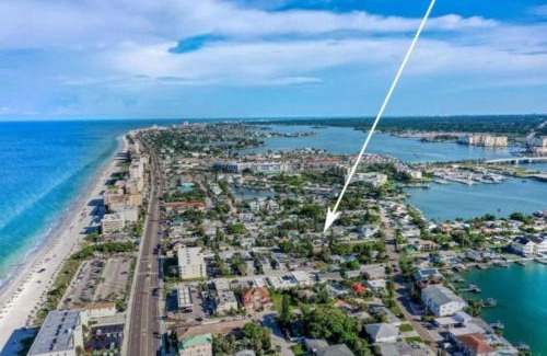 Madeira Beach Apartment | Remodeled Pet Friendly Condo in Madeira Beach, 1 Block to Beach Access! Fall Promo for Mondays & Thursdays!