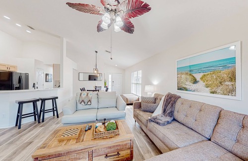 Solana House | Remodeled Solana Resort home with enclosed pool, game room, & gym - dog-friendly