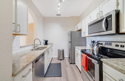 Windsor Hills Condo | Remodeled~ Themed~Arcade~Windsor Hills~2.5 Miles from Disney World Entrance