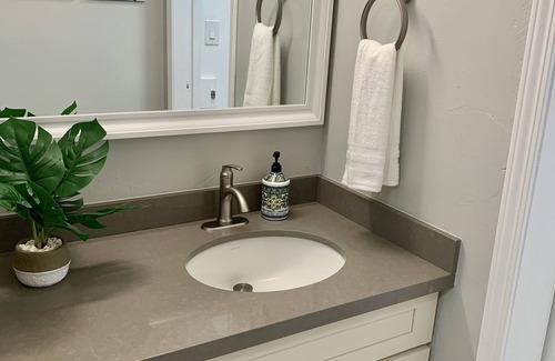 Kihei Resort | Remodeled tropical getaway, steps to the beach.