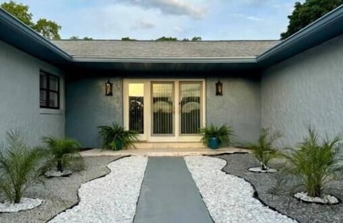Fellowship House | Remodelled 3/2 Ocala Home with Pool.n 1 Min>WEC,15 Mins>HITS