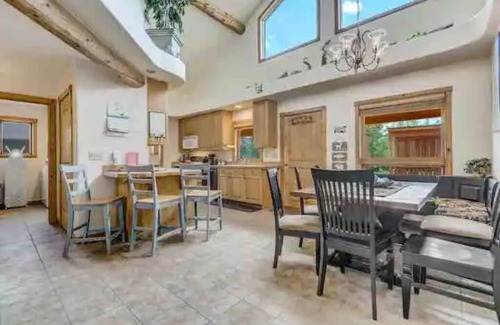 Divide Cabin | Remote Cabin Family Fun Hot Tub