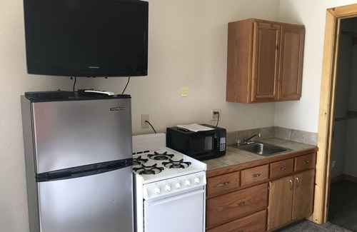 Stillwater Apartment | Remote Efficiency Apartment C (Upstairs)
