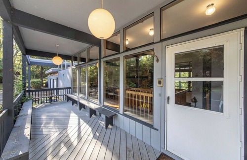 Lake Villa House | Remote Get-away on five acres of private property