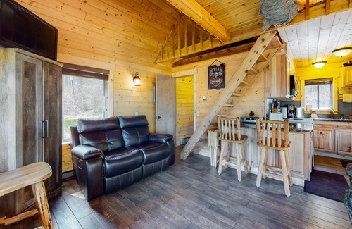 Cle Elum Cabin | Remote riverfront cabin with incredible views, deck, firepit & water access