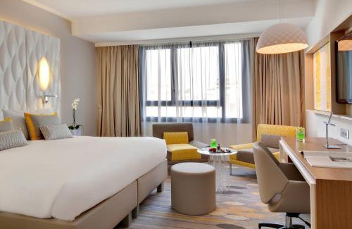 Couronne Urbaine Hotel | Renaissance Aix-en-Provence Hotel