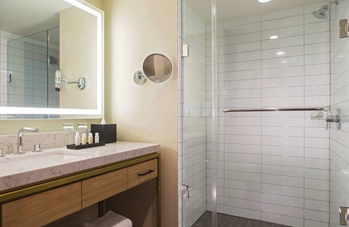 Hamilton District Hotel | Renaissance Allentown Hotel