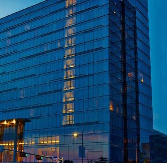 Legacy Park Hotel | Renaissance Dallas at Plano Legacy West Hotel