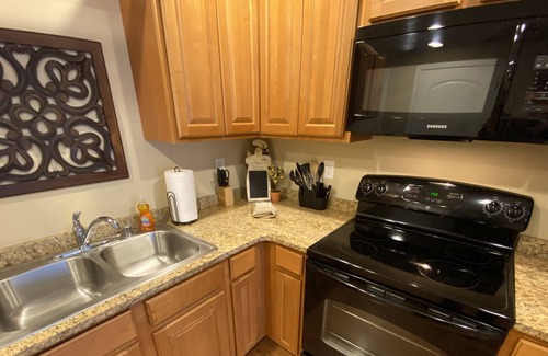 Elizabethtown Apartment | Renaissance Gardens 102 A