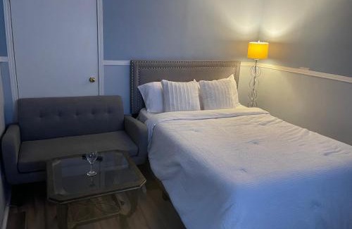 Courtice House | Renaissance Guest House