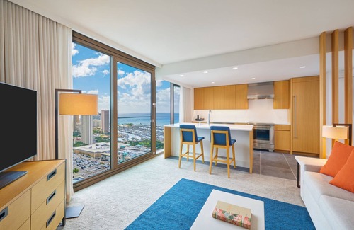 Ala Moana Hotel | Renaissance Honolulu Hotel & Spa