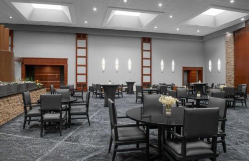 Carmel Hotel | Renaissance Indianapolis North Hotel