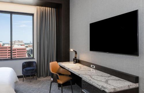 Bricktown Hotel | Renaissance Oklahoma City Downtown Bricktown Hotel