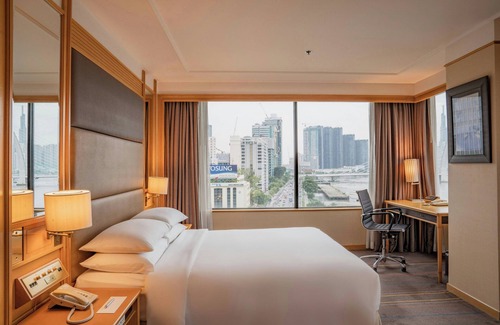 Dong Khoi Hotel | Renaissance Riverside Hotel Saigon