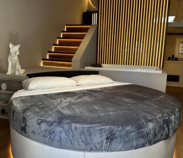 Old Town Apartment | Renard Suite