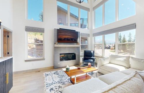 Rendezvous House | Rendezvous Retreat