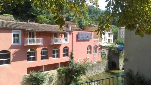 Rennes-les-Bains Apartment | Rennes-les-Bains Studio at foot of thermal baths
