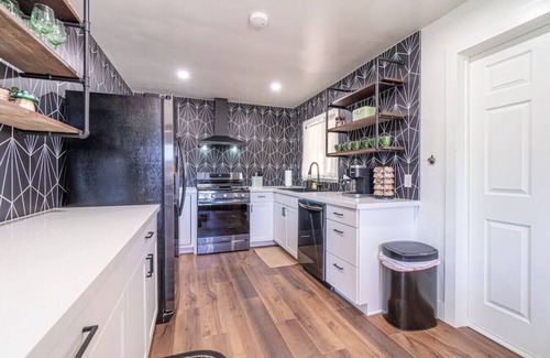 Reno House | Reno Serenade: 3-Bed Urban Sanctuary