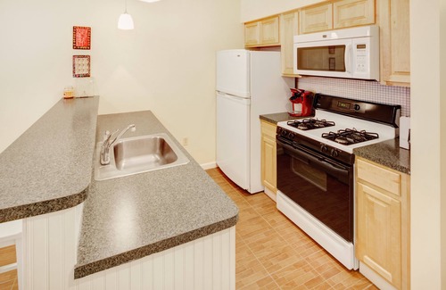 Hoboken Apartment | Renovated 1 Bedroom in Heart of Hoboken Close to NYC