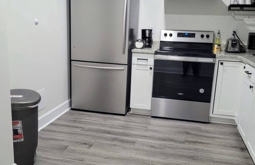 Durham Apartment | Renovated 2 Bed Walltown Home Walk to Duke A