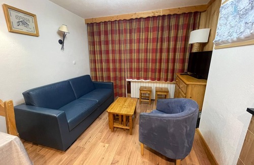 Val Claret Apartment | Renovated 2-room apartment at the foot of the slopes - Southwest exposure, balcony, pets OK
