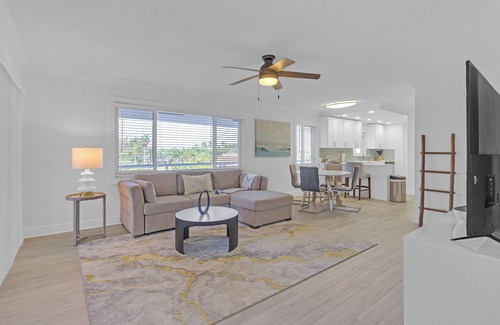 Boca Raton Apartment | Renovated 2BR/2BA Waterfront Retreat with Stunning Intracoastal Views