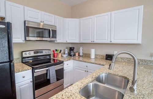 Near East Side House | Renovated 2BR Near Downtown SA