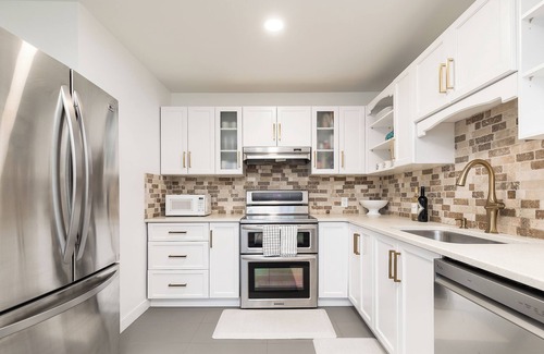 Radisson Heights - Albert Park House | Renovated 3-Bed Near Stampede, Zoo & Airport – Perfect Location & Comfort!