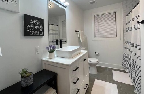 Sylvan Hills House | Renovated 3 Story Cape Cod near Beltline/Downtown