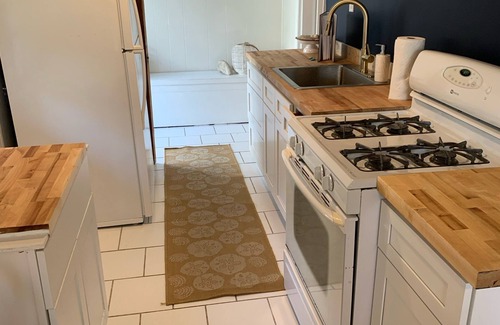 North Wildwood Apartment | Renovated Adorable Beach Apartment! 2 Blocks from the Beach!