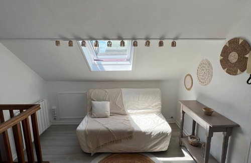 Malo-les-Bains Apartment | Renovated apartment, 2 steps from the beach, ideal for a summer family holiday
