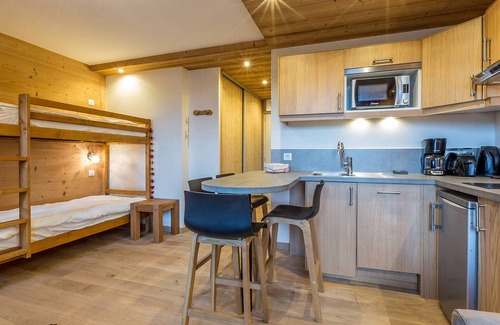 Meribel-Mottaret Apartment | Renovated apartment in Méribel, near slopes, balcony, sleeps 4