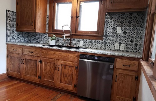 Bay View Apartment | Renovated apt. in trendy Bayview