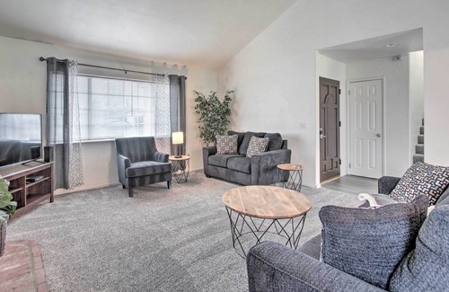 Pumpkin Center House | Renovated Bakersfield Home w/ Private Yard!
