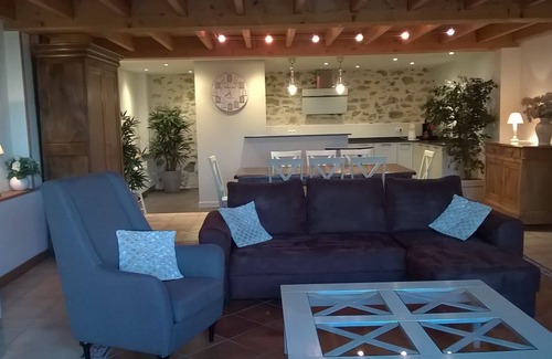 Saint-Mathurin Cottage | Renovated barn, 85150 Saint-Mathurin, Vendee, Pays de la Loire, quiet guaranteed
