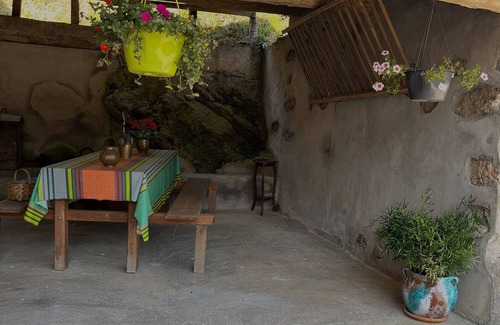 Urepel House | Renovated Basque house in the middle of meadows